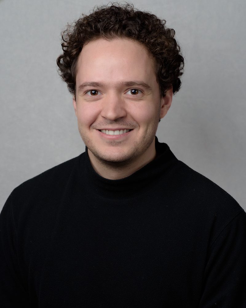 Uran Onuk, founder of the Semt